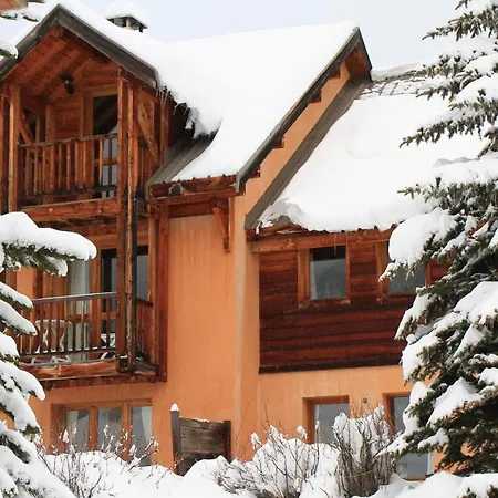 Chalet Le Queyrellin Hameau Des Chazals Hautes Alpes *