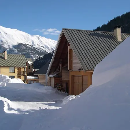 Le Queyrellin Hameau Des Chazals Hautes Alpes Chalet